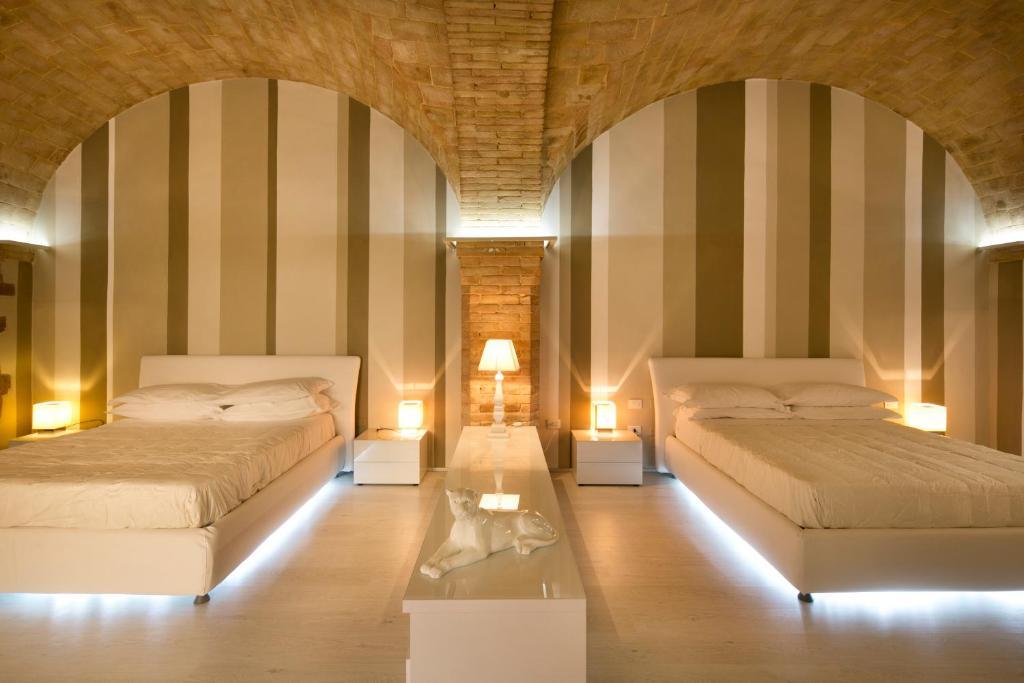 Hotel Degli Affreschi Монтефалко Стая снимка